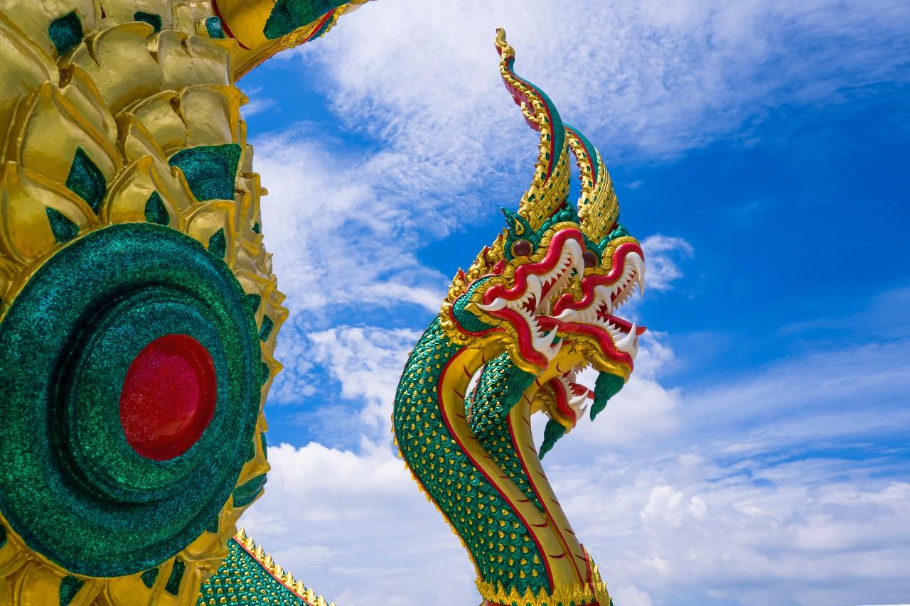 พญานาคสีเขียวมรกต